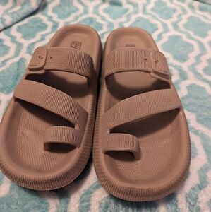 No Boundaries Slides